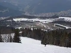 La résidence les Glovettes depuis le secteur du Clot.