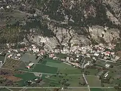 Vue du vieux village d'Espinasses.