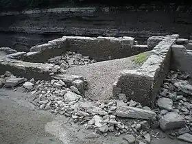 Une maison arasée par l'engloutissement.