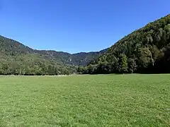 Amont de la vallée à la source du Gelon.