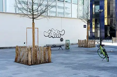 Place Gertrude-Stein.