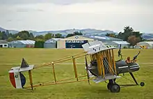 reproduction du F.E.2b sur l'aérodrome de Masterton (Nouvelle-Zélande) (25 avril 2009)