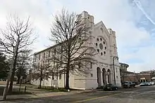 Photo en couleur de l'église baptiste de Beale Street.