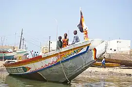 Bateau de pêche à Saint-Louis (Sénégal)