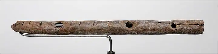 Flûte en os de Geißenklösterle (Souabe, Allemagne)