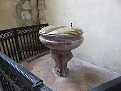 Fonts baptismaux.