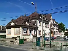 L'ancienne école communale Fosses-Gare.