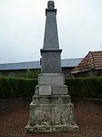 Monument aux morts.