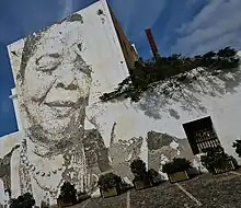 Fresque géante de Cesária Évora sur pignon de l'Alliance Française de Mindelo
