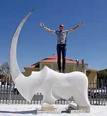 Rhinocéros, Marbre, 2017, Gé Pellini, Windhoek, Namibie