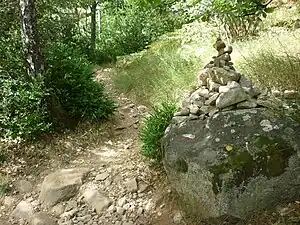 GR 10, balisage de l'accès à Bassiès