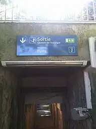 Passage souterrain (2011).