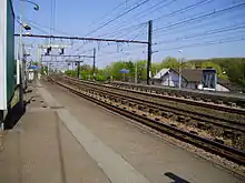 Quais de la gare d'Athis-Mons.