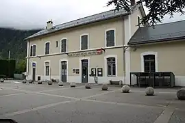 Le bâtiment voyageurs côté ville