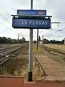 Panneau indiquant le nom de la gare.