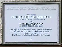 photo : plaque commémorative à Berlin