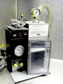 Photographie montrant un canon à ADN