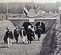Le tunnel du Pont-de-Gennes permet aux spectateurs de circuler sous la route, durant l'épreuve.