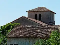 Le clocher carré, roman.