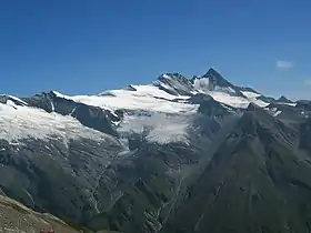 Vue sur le Großglockner depuis le sud-ouest.