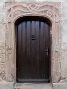 Porte de la maison (1585),2-4 rue des Blés.