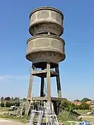 Le château d'eau.
