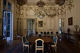 Salle à manger.