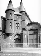 Entrée de l'hôtel en 1892.