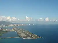 Piste d'atterrissage à HNL.
