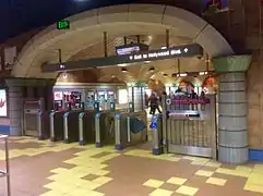 Tourniquets de la station.