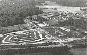 Vue aérienne du parc Haras Loisirs en 1981.
