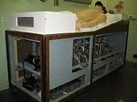 Ancienne version de Harvey, avec les panneaux retirés laissant apparaitre la structure interne.