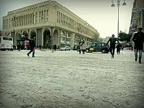 Image illustrative de l’article Elmlər Akademiyası (métro de Bakou)