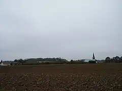 Vue éloignée du village.