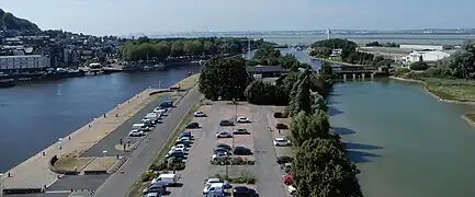 Honfleur, entrée du port, été 2018.