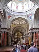 La basilique, vue intérieure
