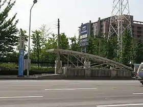 Bouche n°3 de la station, en 2008.