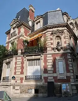 No 53, boulevard de Courcelles, Paris.