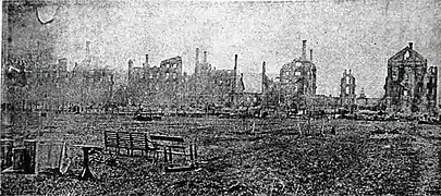 Vue générale de l'édifice après l'incendie