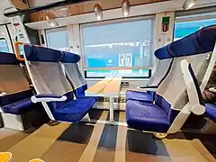 Intérieur "2nde classe" rénové d'un X76500 Auvergne-Rhône-Alpes, en 2024