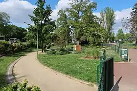 Image illustrative de l’article Jardin de la Porte-de-Saint-Cloud et square Roger-Coquoin