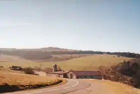 Le crêt de la Perdrix, dominant la Jasserie du Pilat.