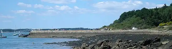 La jetée du port de la pointe du Blair (été 2012).