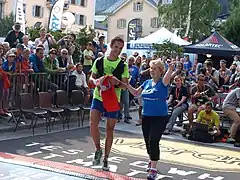 Jez Bragg, vainqueur en 2010, ici en 2013 aux côtés de Catherine Poletti.