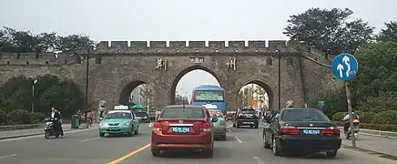 Porte Est de la ville historique