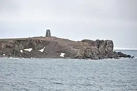 Le cap Jelania, extrême nord de l'île Severny; 76° 57′ N, 68° 35′ E)