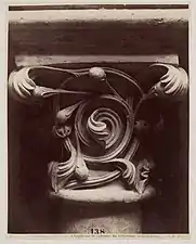 Chapiteau feuillagé, cathédrale de Laon (vers 1880).