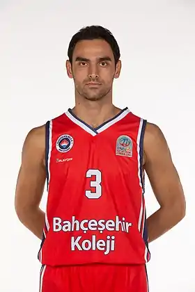 Image illustrative de l’article Kartal Özmızrak