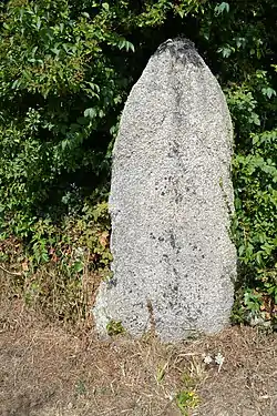 Menhir de Théven.