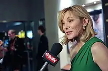 Kim Cattrall, répondant à une interview.